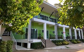 Somrudee Resort